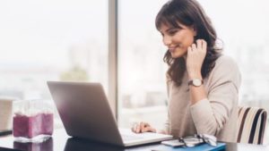 Top-Benefits-Of-Enrolling-In-An-Online-MBA-Program